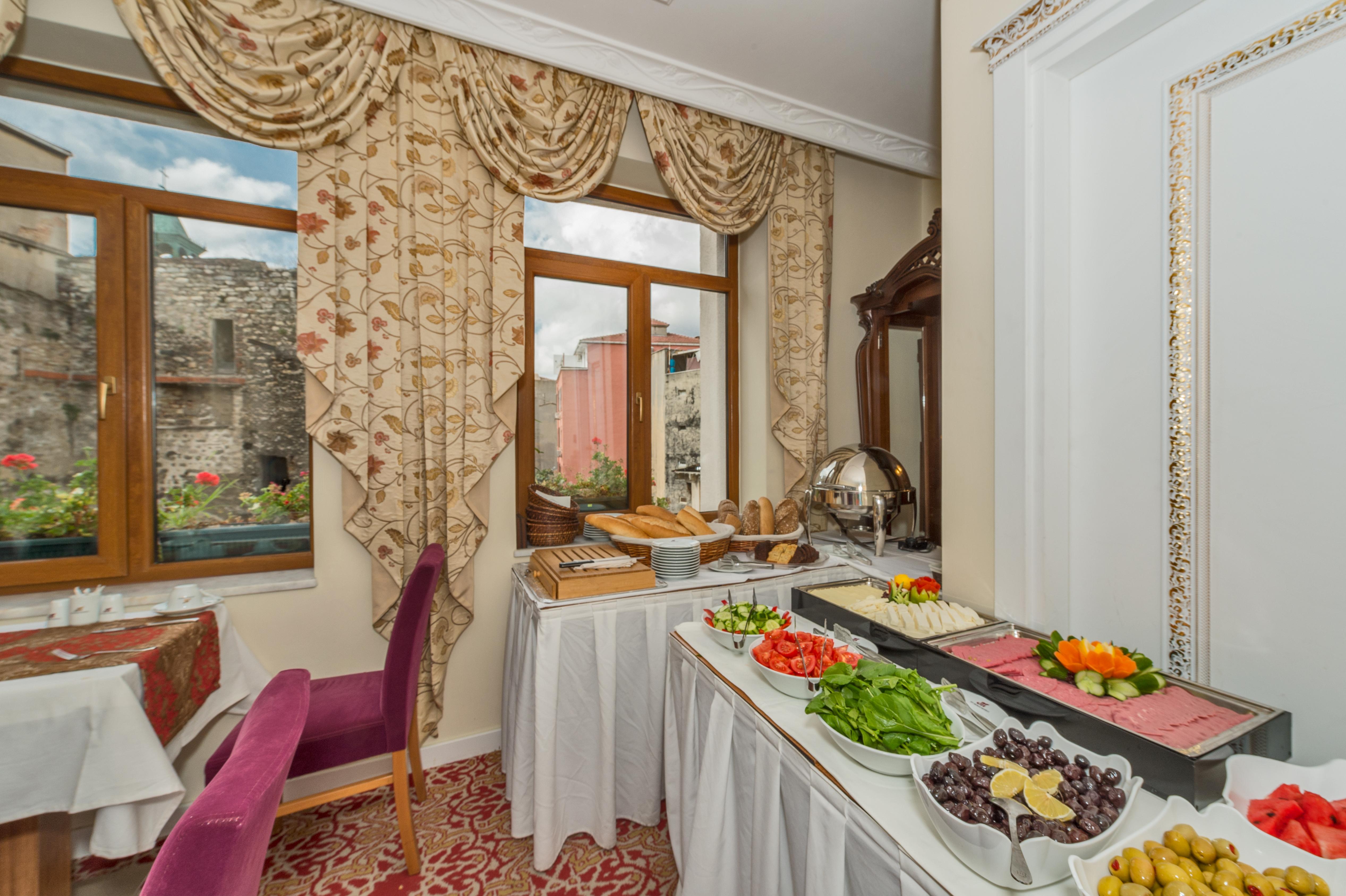 Galatower Hotel Istanbul Exterior photo
