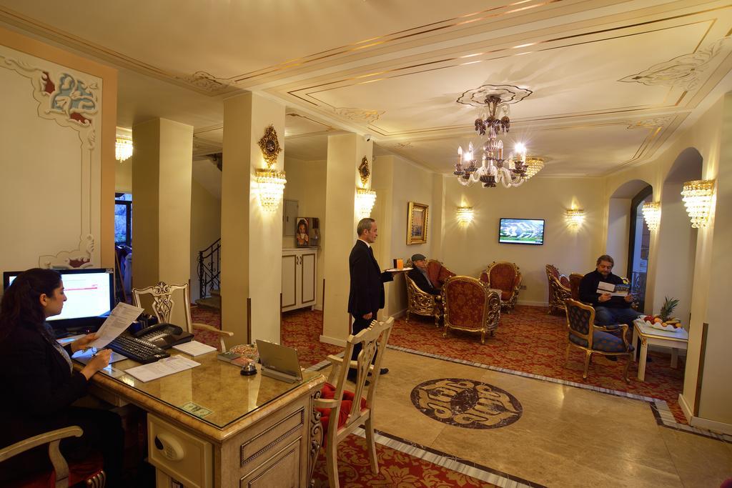 Galatower Hotel Istanbul Exterior photo