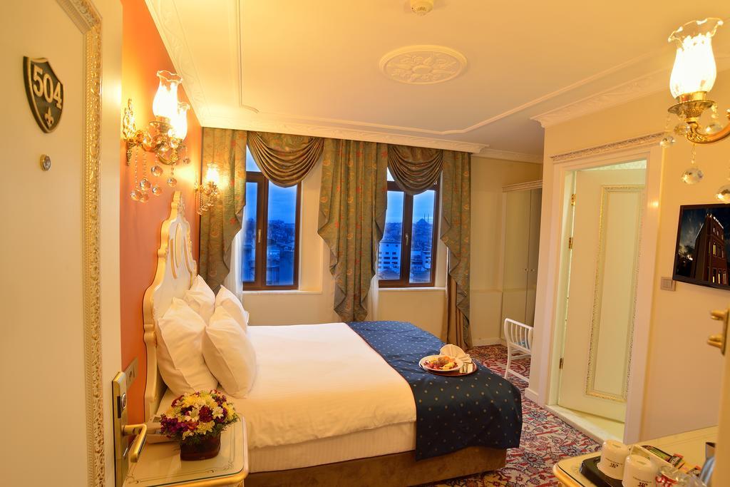 Galatower Hotel Istanbul Room photo