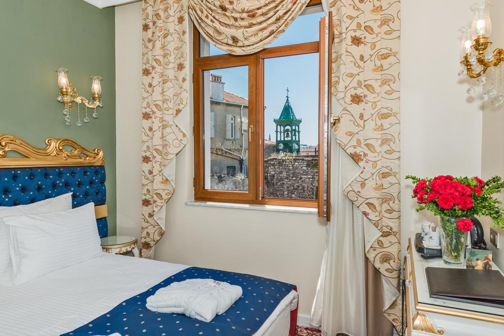 Galatower Hotel Istanbul Exterior photo